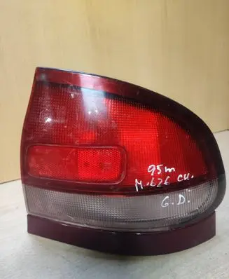 Mazda 626 Rear/tail lights 0431392R P2145WV