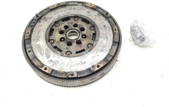 Peugeot Traveller Flywheel 1035034