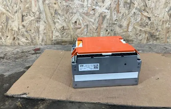 Volkswagen e-Golf Hybrid / Electric Car Battery Cell 5QE915599M