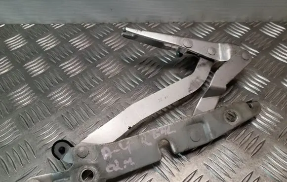 Audi A4 S4 B6 8E 8H Tailgate/trunk/boot hinge 8E5827302C
