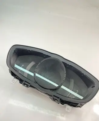 Volvo V40 Speedometer (instrument cluster) 31296952