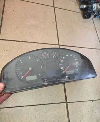 Volkswagen Transporter - Caravelle T5 Speedometer (instrument cluster) 7H0920861E VWZ7Z0G5242880 22020713704