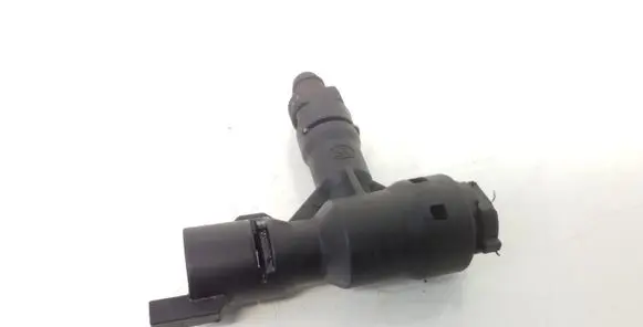 Volkswagen PASSAT B6 Clutch pipe/line 1K0721468A