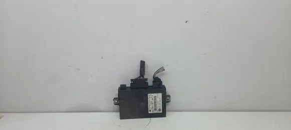 Volkswagen Touran I Tow bar trailer control unit/module 8E0907383A