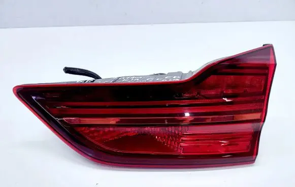 KIA Ceed Tailgate rear/tail lights 92404J7150