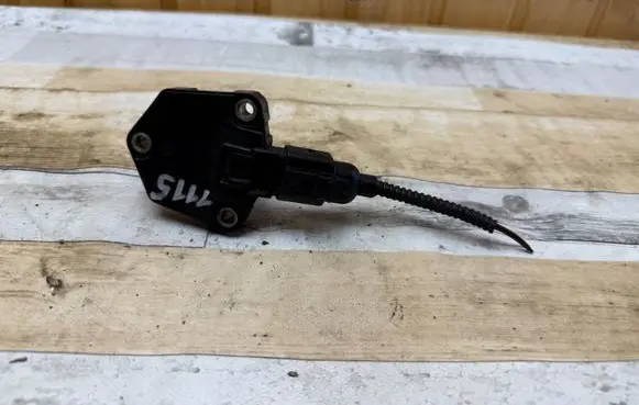 Skoda Superb B6 (3T) Oil level sensor 03C907660G