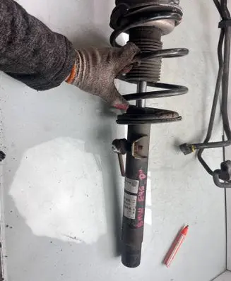 BMW 3 E46 Front shock absorber/damper 290986 32H86A