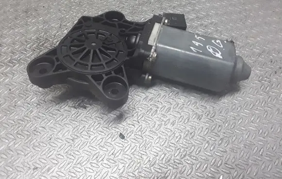 Mercedes-Benz S W220 Rear door window regulator motor 0536004901