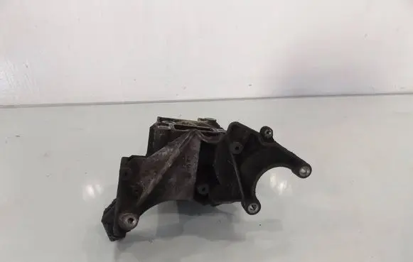 Audi A6 S6 C6 4F Power steering pump mounting bracket 059145169P