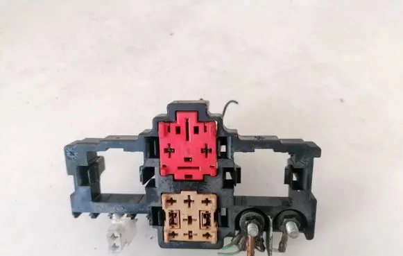 Audi A6 S6 C4 4A Fuse box set 4a0937503b