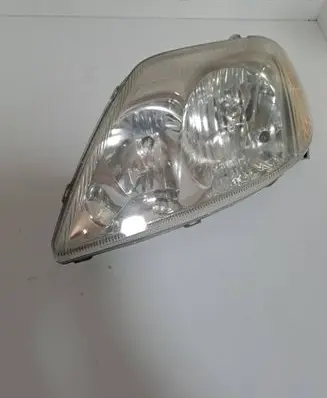 Toyota Corolla E120 E130 Headlight/headlamp 123470