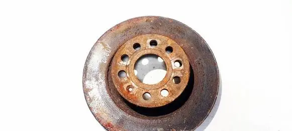 Skoda Octavia Mk2 (1Z) Front brake disc VENTILIUOJAMAS