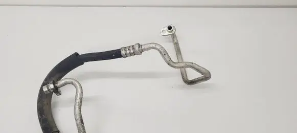 Nissan Pulsar Air conditioning (A/C) pipe/hose 924903zu0a