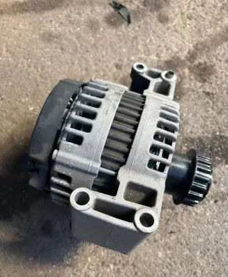 Volvo XC60 Generator/alternator 6G9N10300LA 0121615024