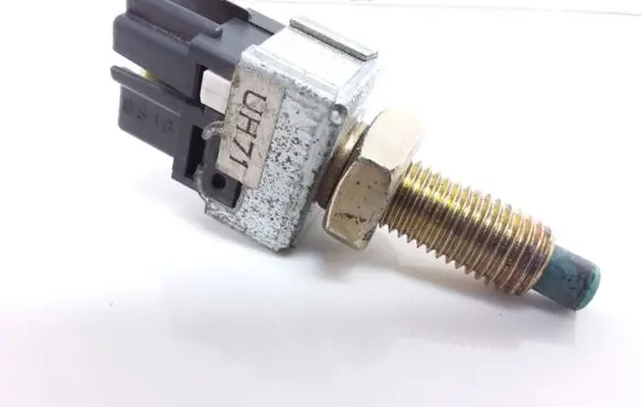 Clutch pedal sensor