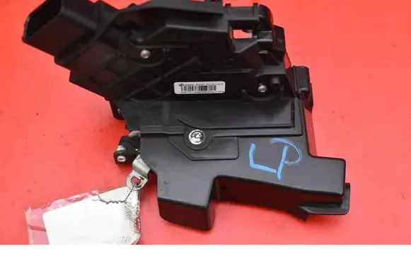Ford Focus C-MAX Front door lock 3M5A-R21813-ER