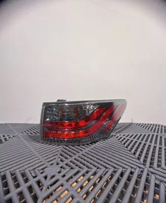 Lexus CT 200H Rear/tail lights 1304302 1751010