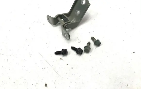 KIA Picanto Front door upper hinge 