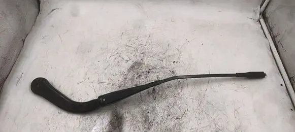 BMW 3 E90 E91 Front wiper blade arm 61617253397