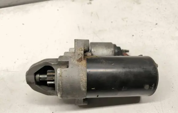 Mini One - Cooper Coupe R56 Starter motor 7823314