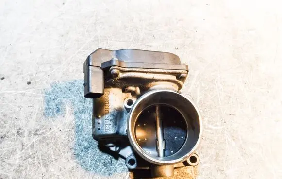 Audi Q5 SQ5 Throttle valve 06F133062Q