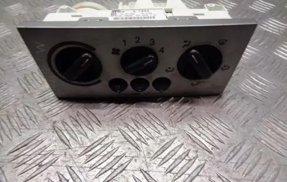 Opel Meriva A Interior fan control switch 13191583