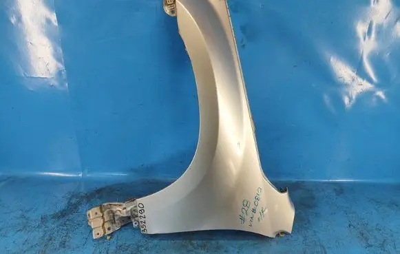 Suzuki Grand Vitara II Fender 5771065J10
