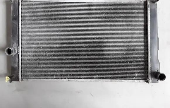 Toyota Prius (XW30) Coolant radiator 4221341041