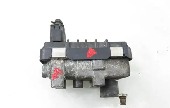 Ford Focus Turbine electric control actuator 6NW008412