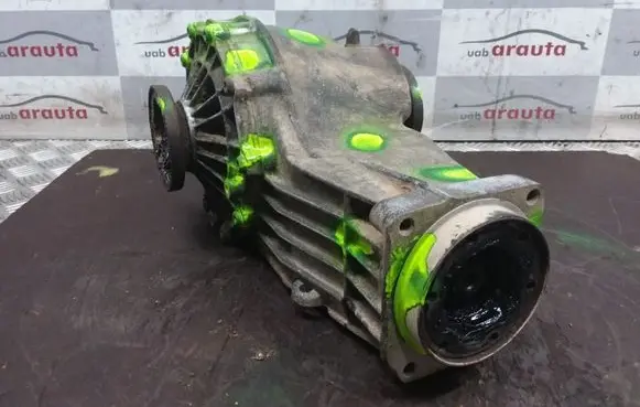 Volkswagen PASSAT B5 Rear differential CUC