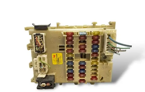 Nissan Almera N16 Fuse box set 243505M300