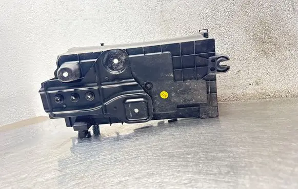 Opel Insignia A Battery box tray 13255614 13330951 312632764