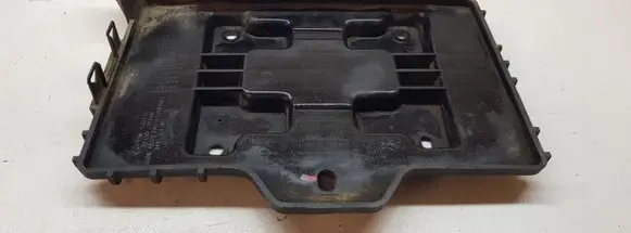 Hyundai Santa Fe Battery tray 371502B100