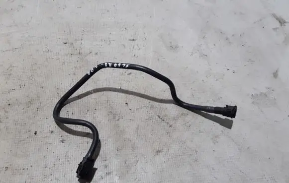 Volvo XC60 Engine coolant pipe/hose 31657785