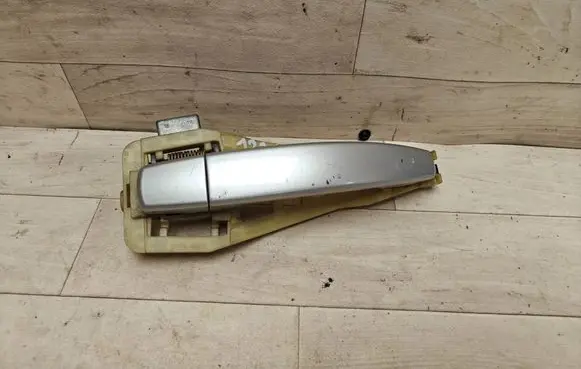 Opel Vectra C Front door exterior handle