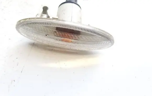Nissan Leaf I (ZE0) Front fender indicator light see208 a045496