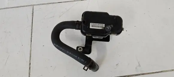 KIA Soul Electric auxiliary coolant/water pump 25600E4000