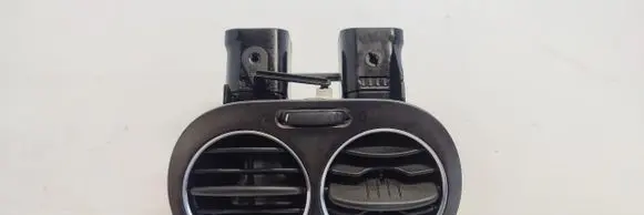 Rear air vent grill