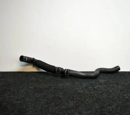 Audi Q7 4L Engine coolant pipe/hose 7L8121051F