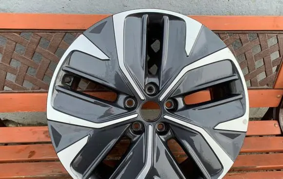 KIA EV6 R19 alloy rim 