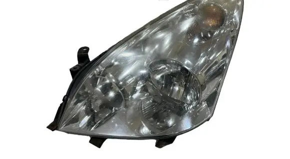 Toyota Corolla Verso E121 Headlight/headlamp E110683