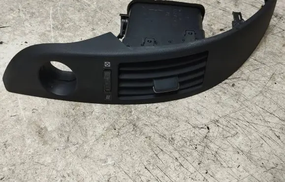 Toyota Corolla Verso AR10 Dash center air vent grill 6556434010