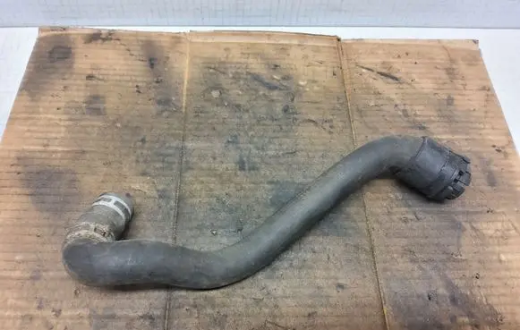 Opel Zafira A Engine coolant pipe/hose 9129560 000041721MA