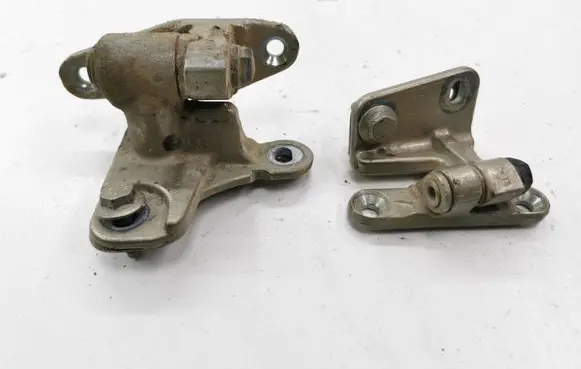 Mercedes-Benz B W245 Rear door hinge set 
