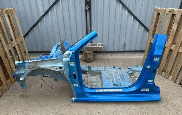 Peugeot 208 II Front quarter panel 
