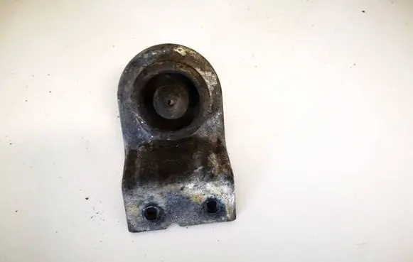 Hyundai i30 Radiator mount bracket 