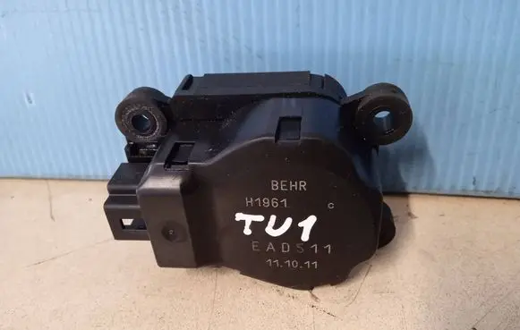 Citroen C3 Air flap motor/actuator EAD511
