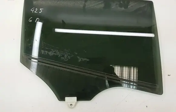 Mazda 3 II Rear door window glass E443R000078