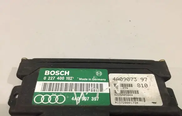 Audi 100 S4 C4 Combustion control unit/module 4A0907397 0227400192