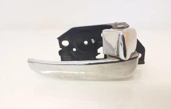 Hyundai Sonata Rear door interior handle